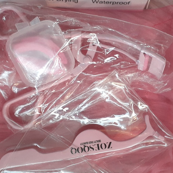 Brand New ZOESQQQ False Eyelashes Applicator Kit- 8 CT. - Picture 3 of 4